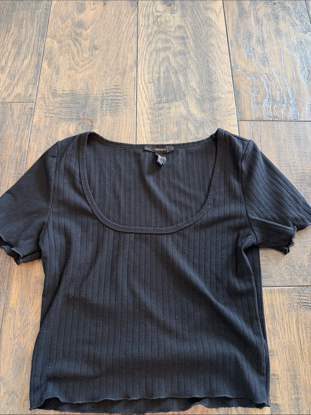 Forever 21 Black Ribbed Scoop-Neck Short Sleeve Crop Top